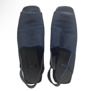 Stuart Weitzman dark dark blue fabric sling back sandals/ sz 7.5